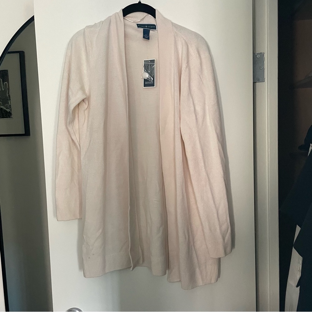 NWT Karen Scott Cardigan